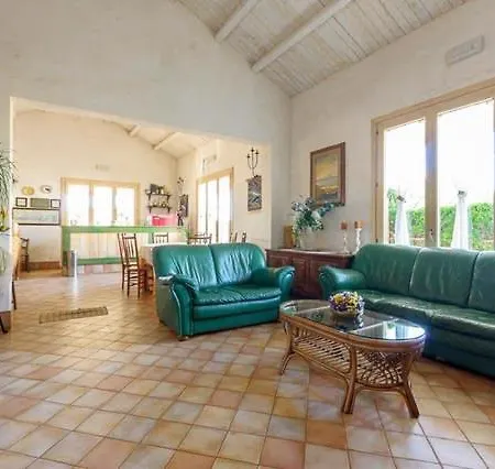 Podere Fossarunza Di Carlo Manzo Farm stay