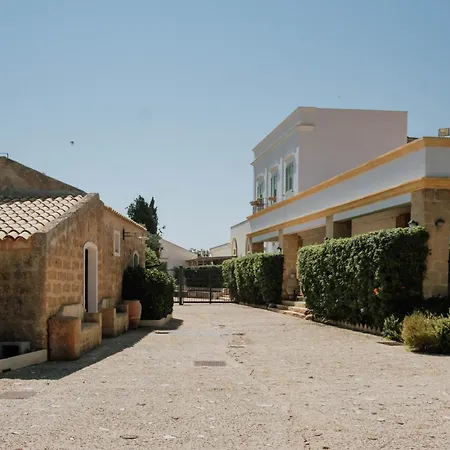 Farm stay Podere Fossarunza Di Carlo Manzo Marsala